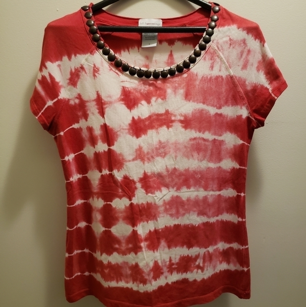 Soft Surroundings Red and White Tie-Dye Short Sleeve Tee with Studded Neck